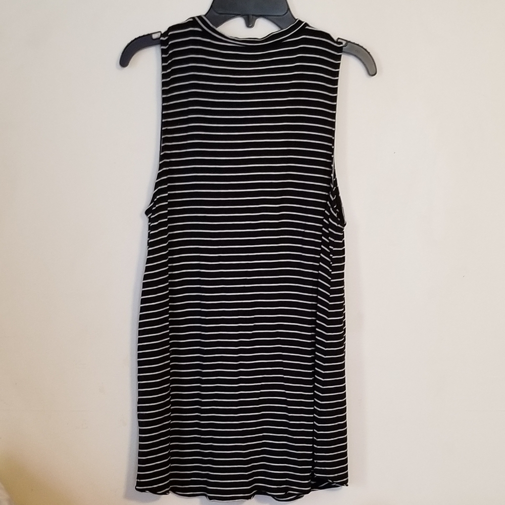 American Eagle Striped Soft & Sexy Tank - Picture 3 of 3